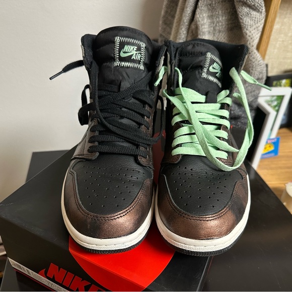 Air Jordan 1 High OG Size 11.5 - Picture 2 of 6